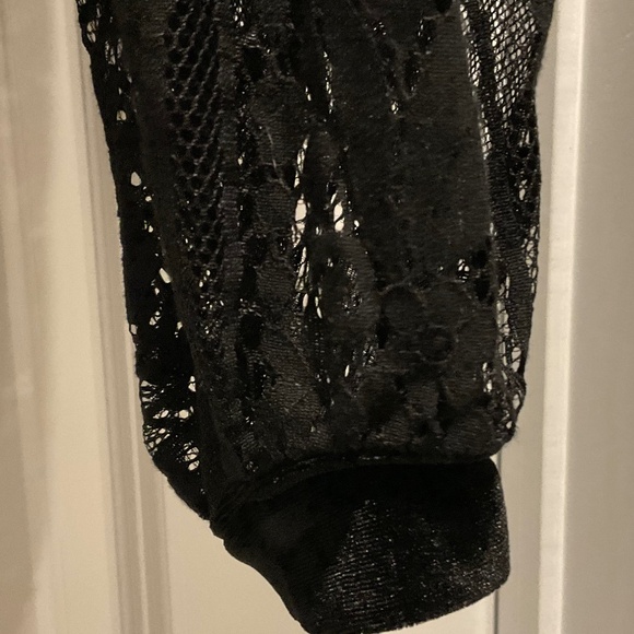 Free People Velvet Bodice Lace Sleeves Shirt - Picture 3 of 5